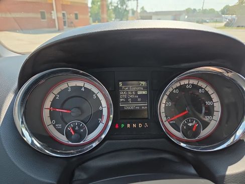 Used 2018 Dodge Grand Caravan GT FWD image 28