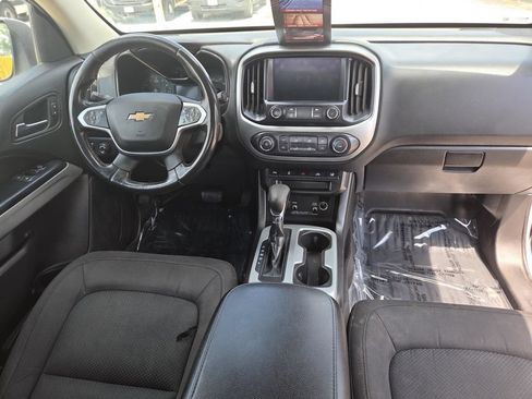 Used 2022 Chevrolet Colorado LT w/ Fleet Safety Package RWD image 17