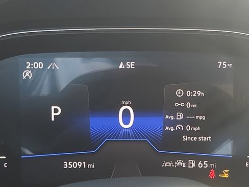 Used 2025 Volkswagen Jetta SE image 11