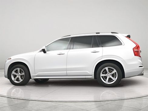 Used 2019 Volvo XC90 T5 Momentum image 22