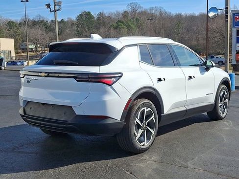 New 2026 Chevrolet Equinox EV LT AWD/4WD image 6