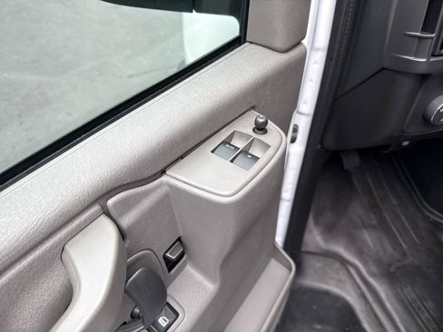 Used 2025 GMC Savana 2500 w/ Driver Convenience Package RWD image 8