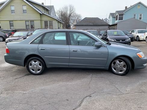 Used 2004 Toyota Avalon XLS image 4