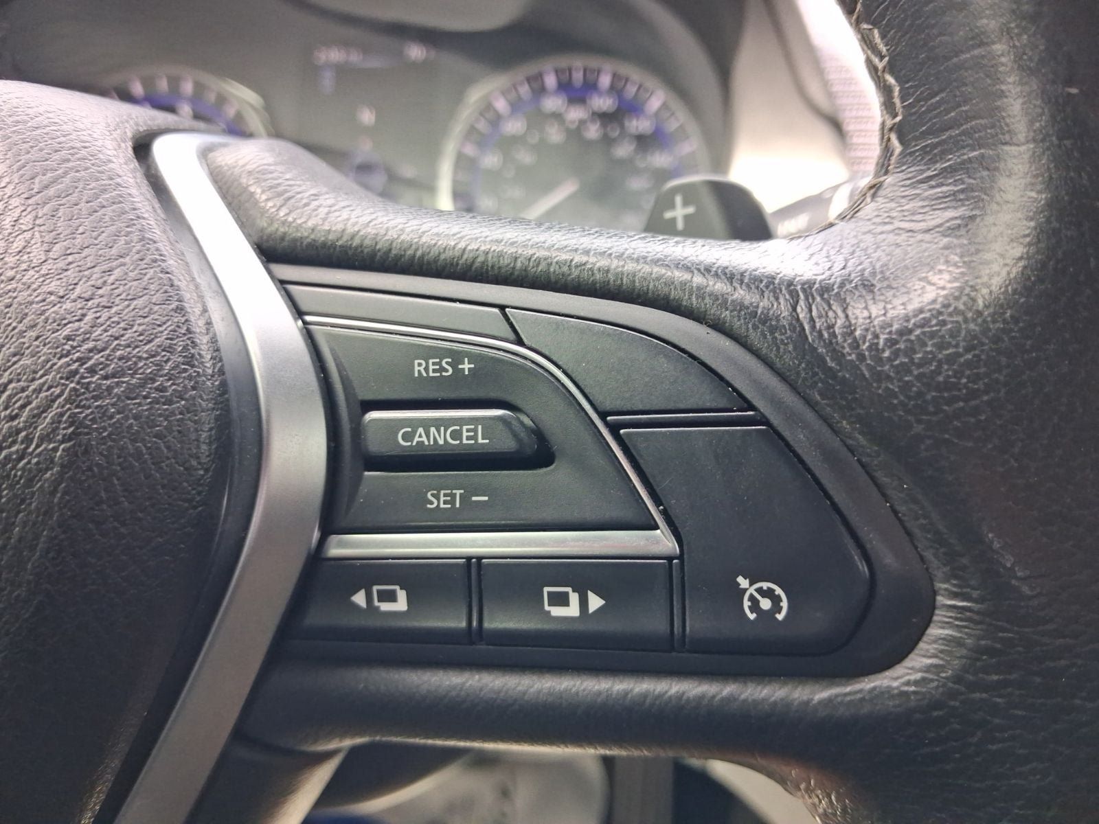 Used 2019 INFINITI Q60 Red Sport 400 w/ Cargo Package AWD/4WD image 20