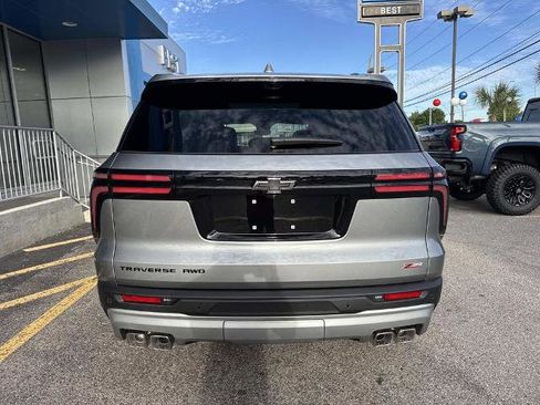 New 2026 Chevrolet Traverse Z71 w/ Enhanced Driving Package AWD/4WD image 6
