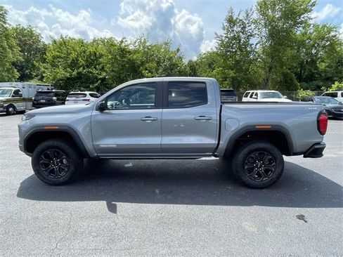 New 2025 GMC Canyon Elevation w/ Convenience Package image 2