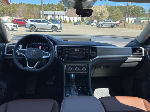 Used 2021 Volkswagen Atlas SEL image 10