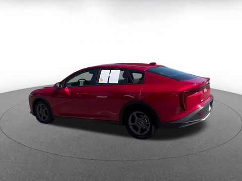 Used 2025 Kia K4 LXS image 8