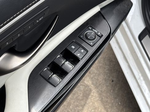 Used 2023 Lexus ES 350 F Sport w/ Accessory Package (Z1) FWD image 17