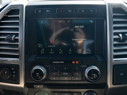 Used 2017 Ford F250 Platinum w/ Platinum Ultimate Package image 14