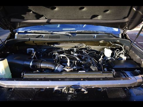 Used 2016 Toyota Tundra SR5 w/ SR5 Upgrade Package image 43