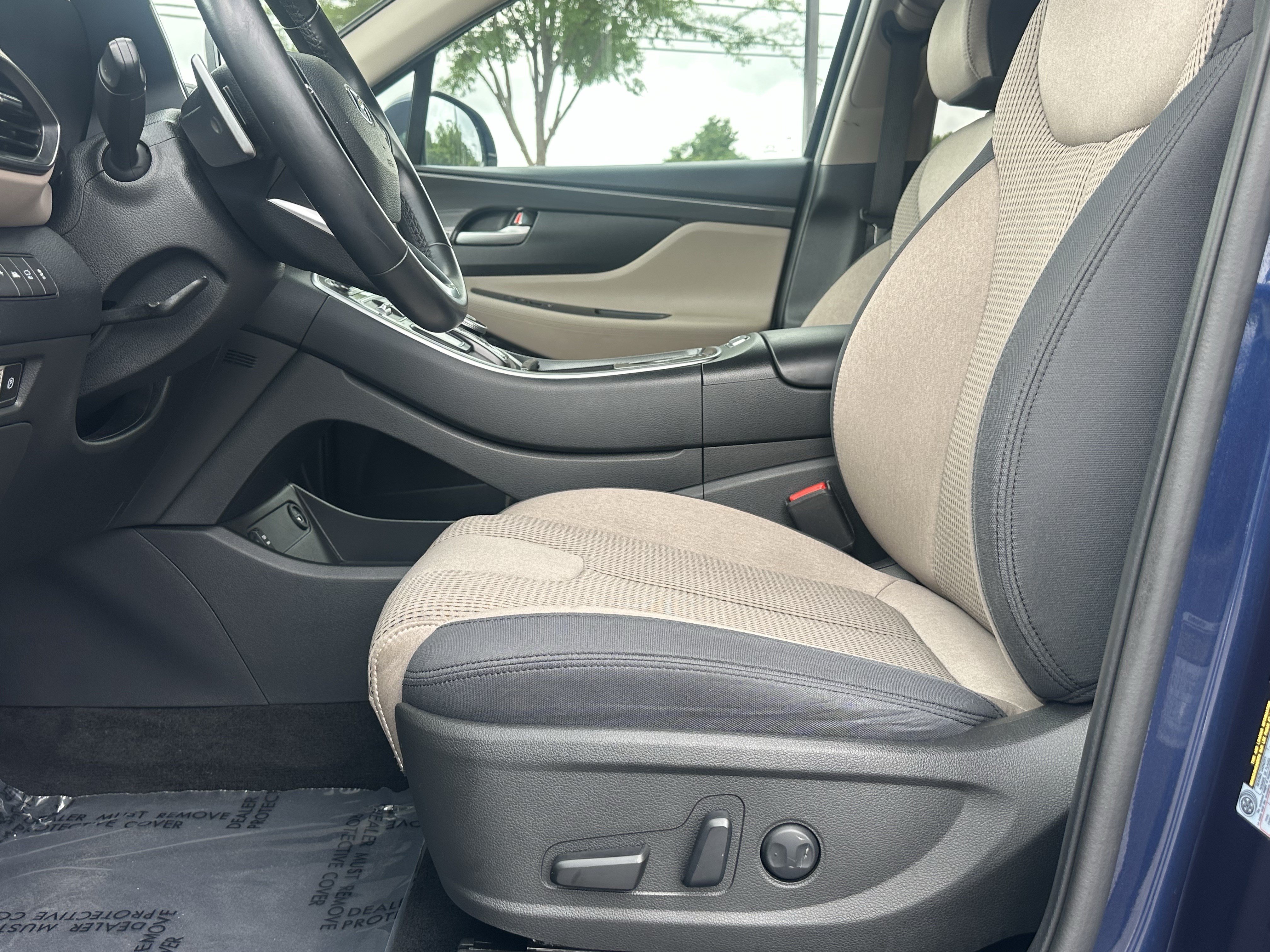 Used 2023 Hyundai Santa Fe SEL FWD image 9