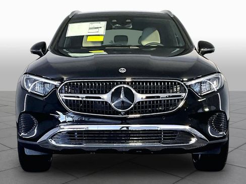 New 2026 Mercedes-Benz GLC 300 4MATIC image 2
