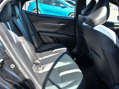 Used 2025 Toyota Camry SE image 44