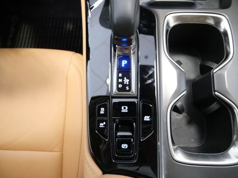 Certified 2025 Lexus NX 350h AWD w/ Accessory Package (2T) image 36