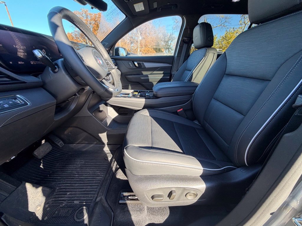 Used 2026 Buick Enclave Sport Touring w/ Power Package AWD/4WD image 12