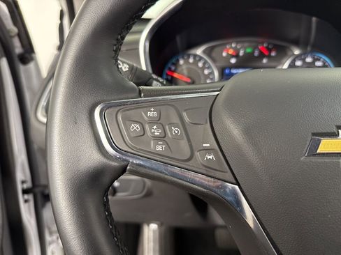 Used 2024 Chevrolet Equinox LT image 32