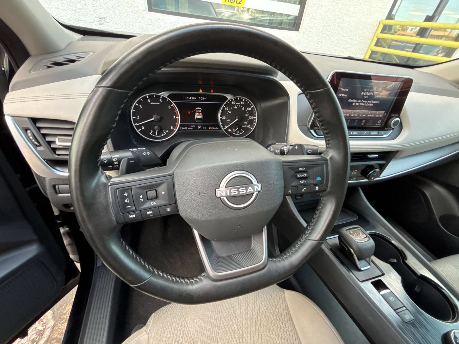 Used 2025 Nissan Rogue SV AWD/4WD image 22