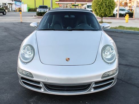 Used 2005 Porsche 911 Carrera image 44