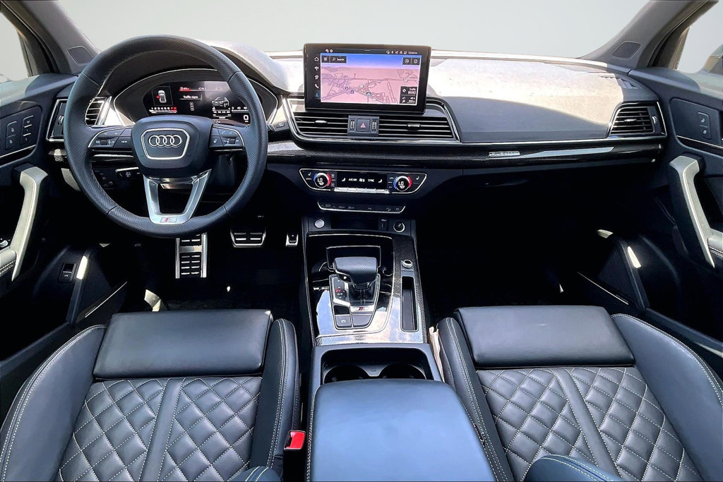 Used 2025 Audi SQ5 Premium Plus AWD/4WD image 12