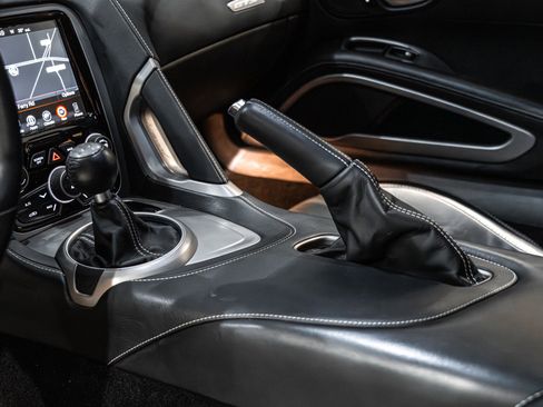Used 2014 SRT Viper GTS w/ GTS Laguna Interior Package image 18