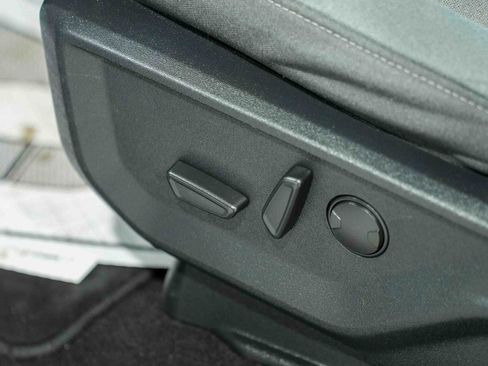 Used 2022 Ford F150 XLT w/ Equipment Group 302A High image 26