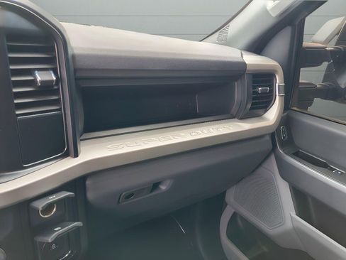 Used 2024 Ford F250 XL w/ STX Appearance Package AWD/4WD image 25