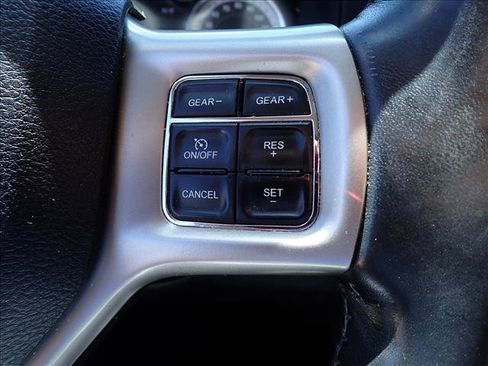 Used 2014 RAM 1500 Laramie w/ Convenience Group AWD/4WD image 12