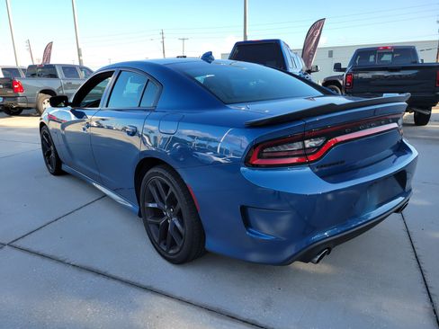 Used 2021 Dodge Charger R/T w/ Blacktop Package RWD image 2