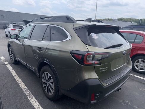Used 2020 Subaru Outback Premium AWD/4WD image 6