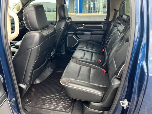 Used 2019 RAM 1500 Laramie AWD/4WD image 22
