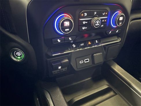 Used 2021 Chevrolet Silverado 1500 LT Trail Boss image 18