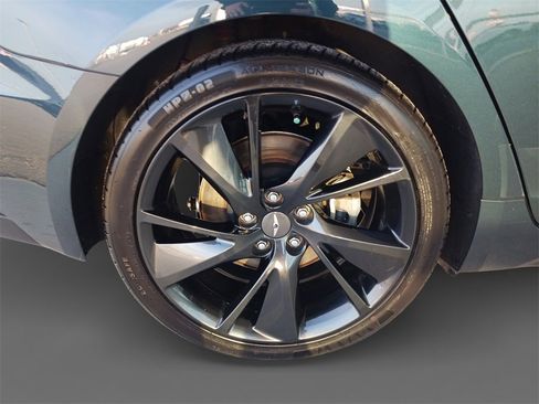 Used 2023 Genesis G70 2.0T w/ Sport Prestige Package image 10