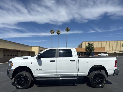 Used 2024 RAM 2500 Big Horn w/ Off Road Package AWD/4WD image 5