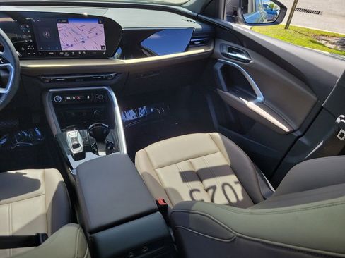 Certified 2025 Audi Q5 Premium w/ Convenience Package image 24