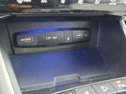 Used 2024 Hyundai Tucson Limited image 29