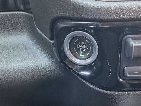 Used 2024 Chevrolet Silverado 1500 RST w/ Protection Package AWD/4WD image 17