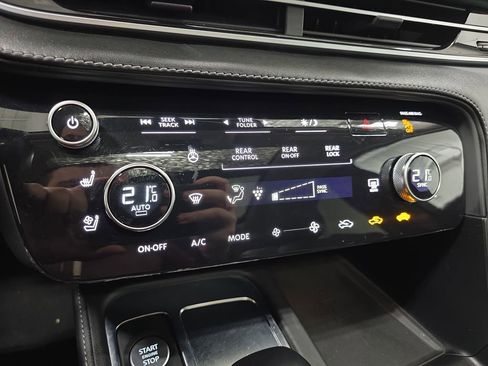 Certified 2023 INFINITI QX60 Sensory w/ Vision Package AWD/4WD image 20
