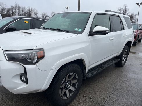 Used 2021 Toyota 4Runner TRD Off-Road Premium w/ Moonroof Package image 5
