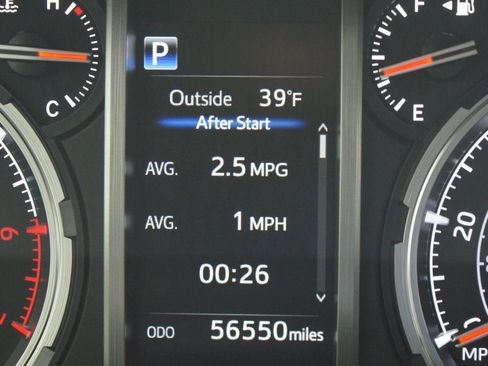 Used 2022 Toyota 4Runner Limited image 4