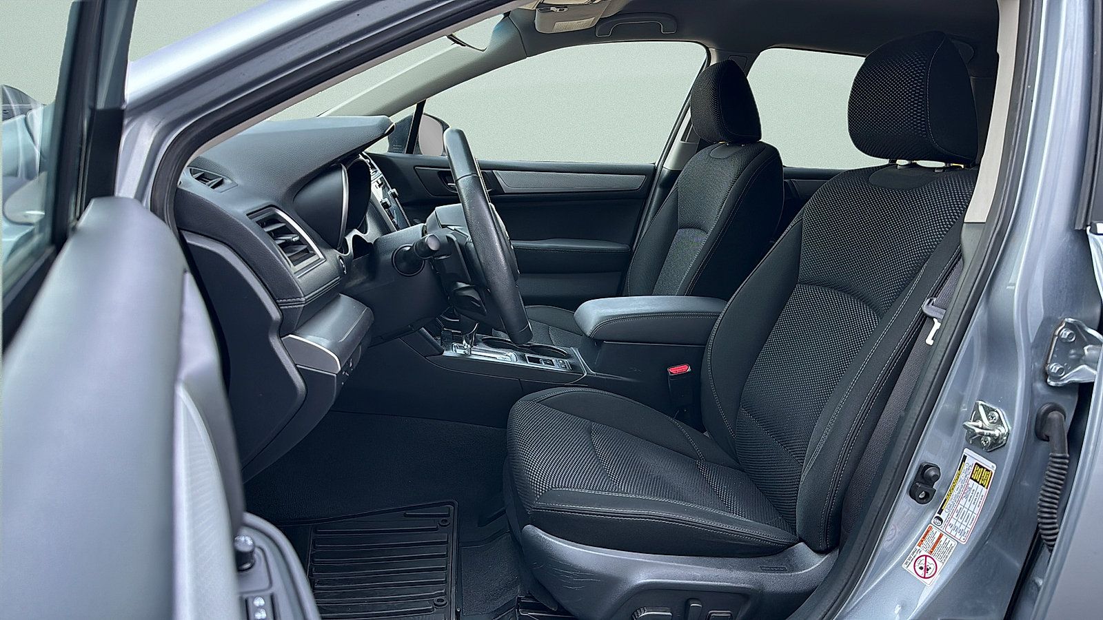 Used 2018 Subaru Outback 2.5i Premium AWD/4WD image 24