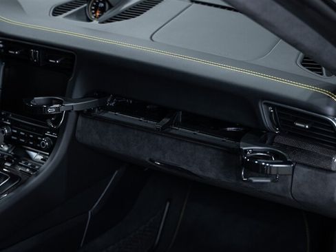 Used 2019 Porsche 911 GT3 RS RWD image 60