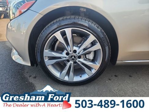 Used 2019 Mercedes-Benz C 300 4MATIC Sedan image 31