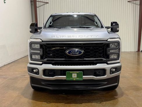 Used 2024 Ford F250 Lariat w/ Lariat Ultimate Package AWD/4WD image 3