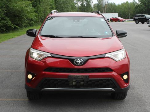 Used 2017 Toyota RAV4 SE w/ Power Special Value Package AWD/4WD image 2