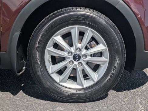Used 2020 Kia Sorento LX w/ LX I4 Convenience Package FWD image 11