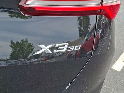 Certified 2025 BMW X3 xDrive30i w/ Premium Package image 23