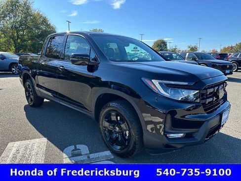 Certified 2025 Honda Ridgeline Black Edition image 8