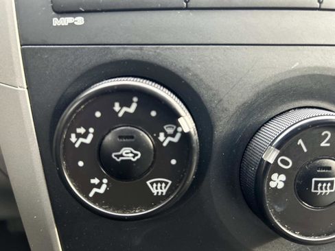 Used 2009 Toyota Corolla S image 33