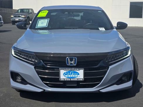 Used 2022 Honda Accord Sport image 2